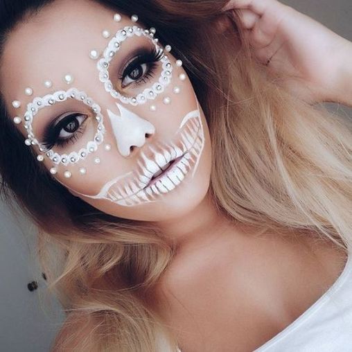 Pretty Halloween Makeup
