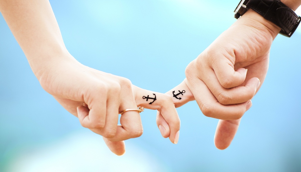 10 Appealing Couple Tattoo Designs to Express Bond