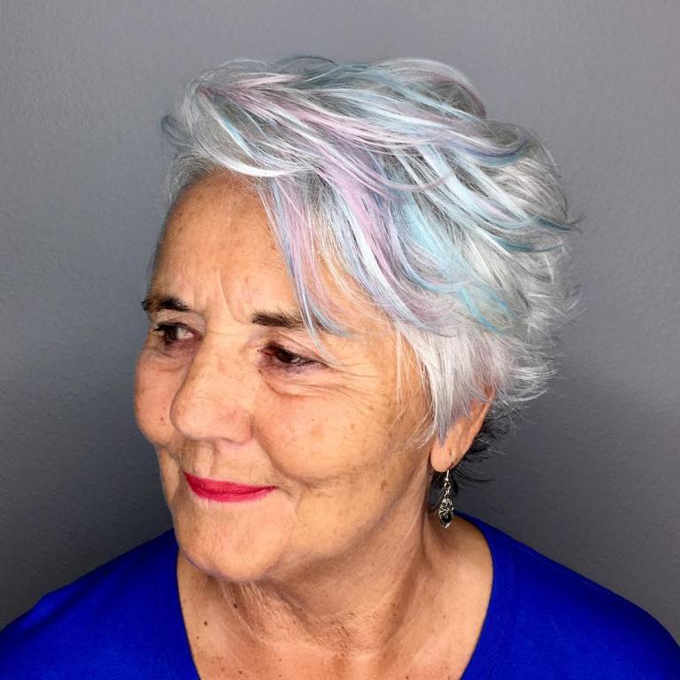 Hairstyles For Women Over 50 With Highlights