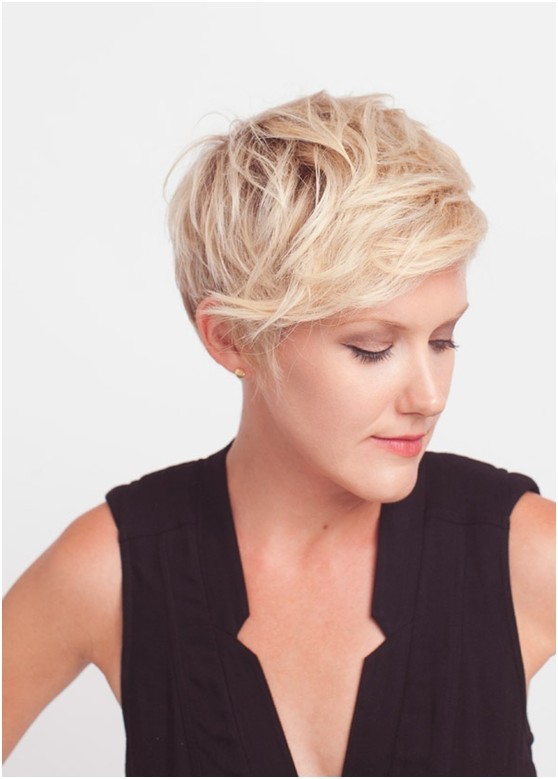 Short Hairstyles for Long Faces