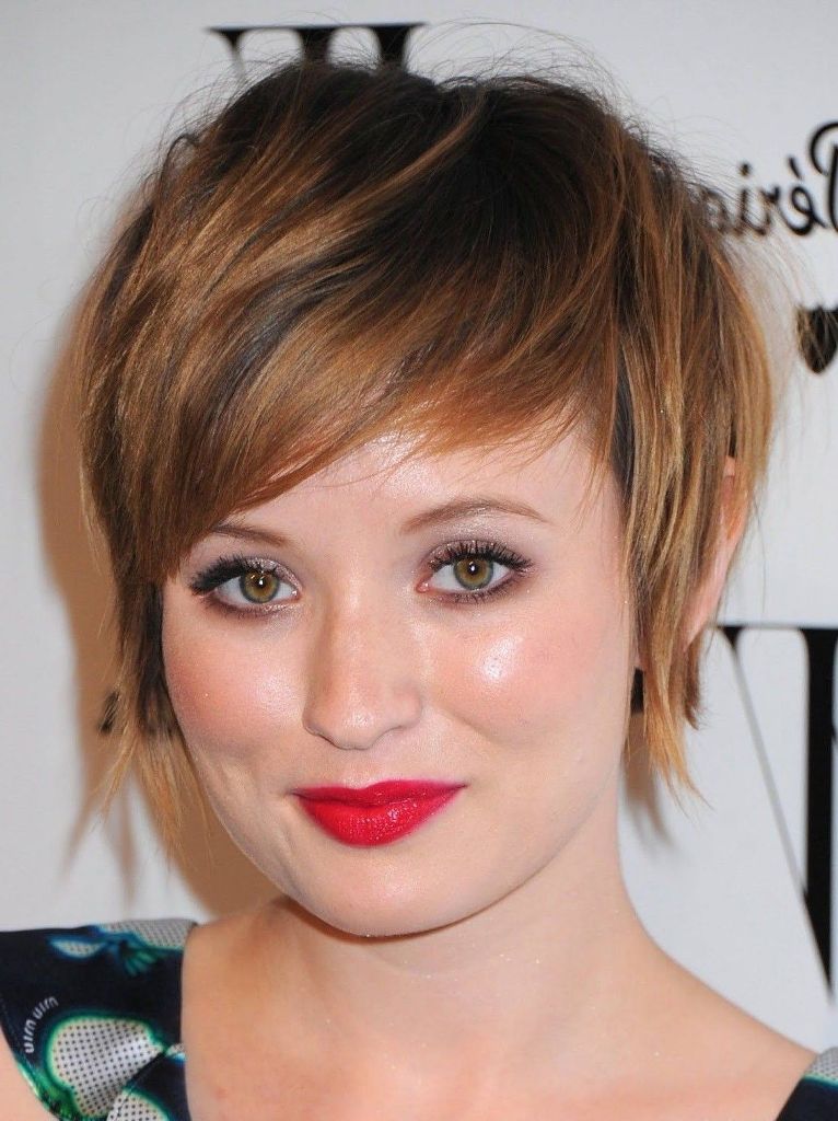 Short Hairstyles for Square Faces