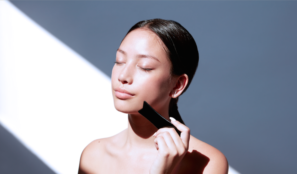 How to Use Your Gua Sha Face Tool EAL Care